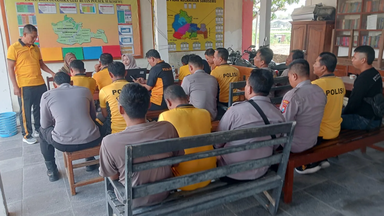 Pelayanan IKD di Polsek Sukosewu