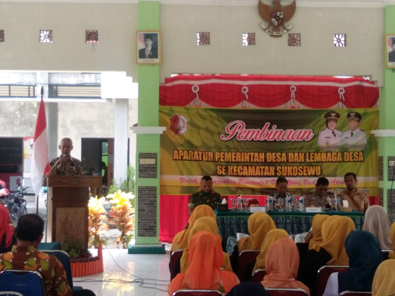 PEMBINAAN APARATUR PEMERINTAH DESA DAN LEMBAGA DESA