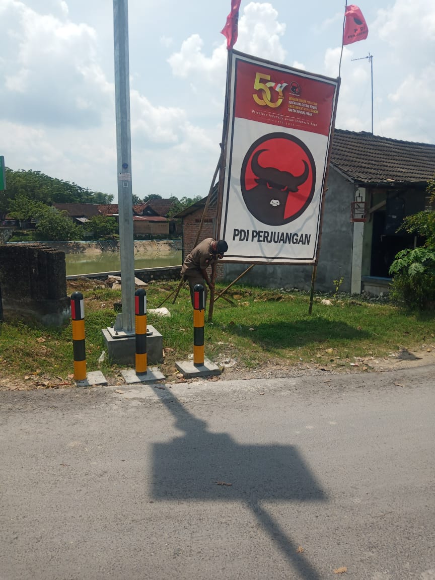 Penertiban Banner