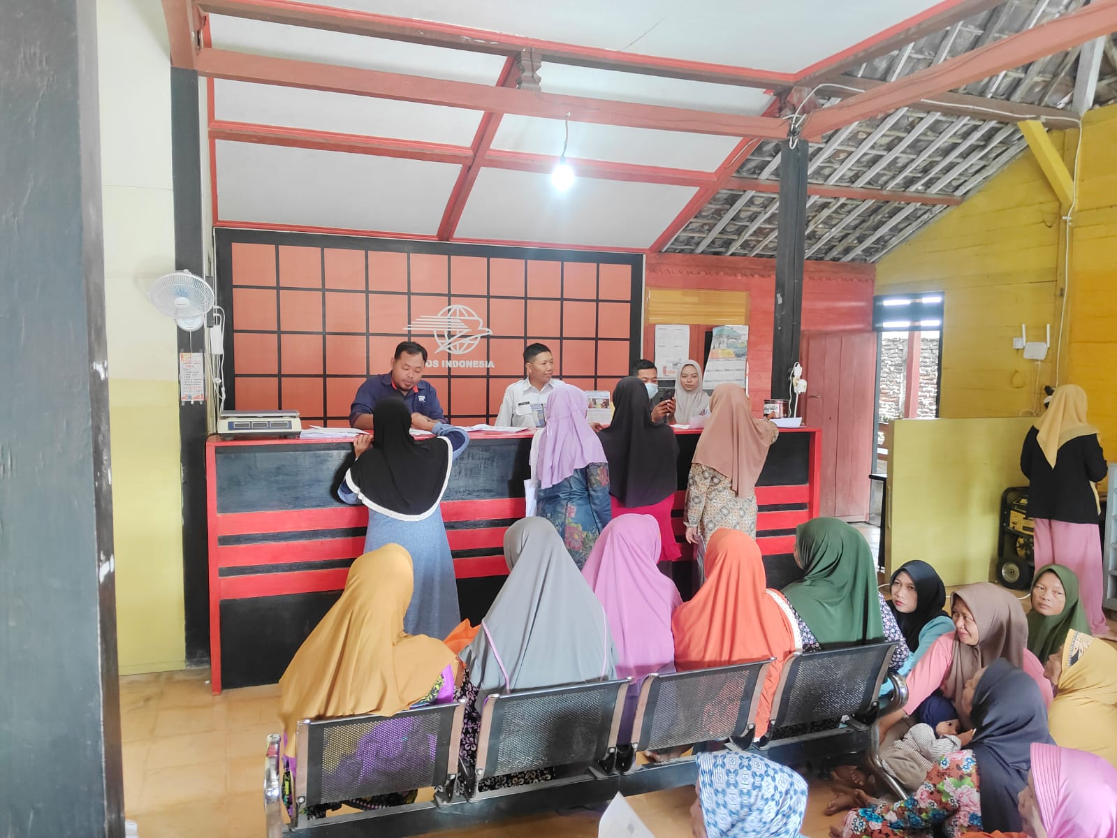 Penyaluran BLTS Kesra batch 2 hari ke-3 Kecamatan Sukosewu