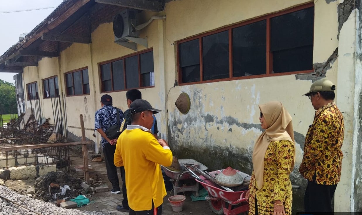 Tindak Lanjut Hasil Monitoring dan Evaluasi BKK Pembangunan Kantor Desa Tahun 2025
