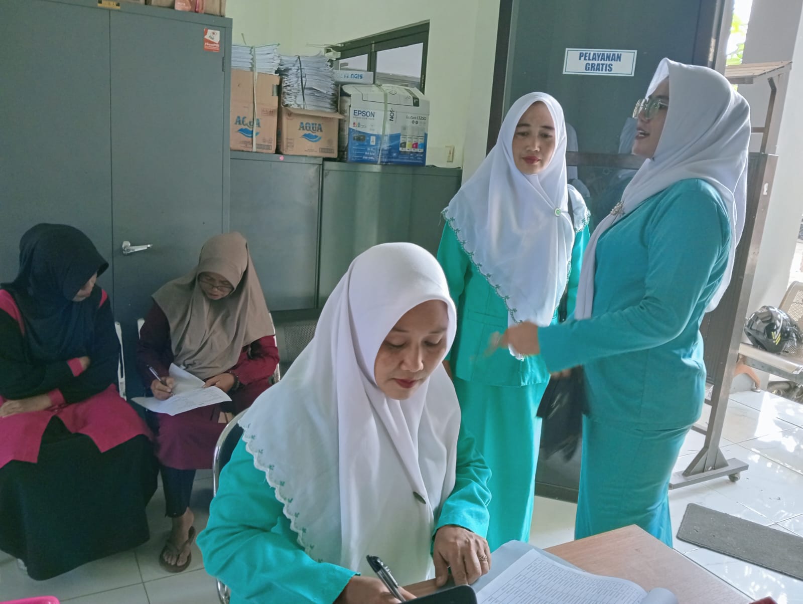 Penandatanganan SPJ Insentif Keagamaan JTL dan JTW